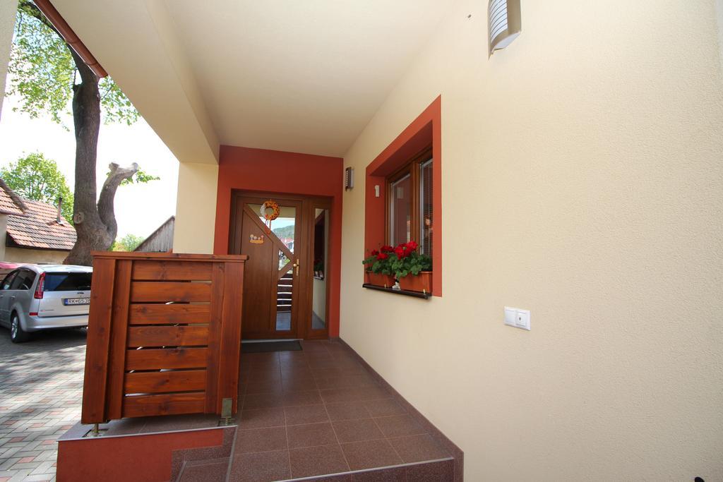 Villa Lienka Bešeňová Eksteriør billede