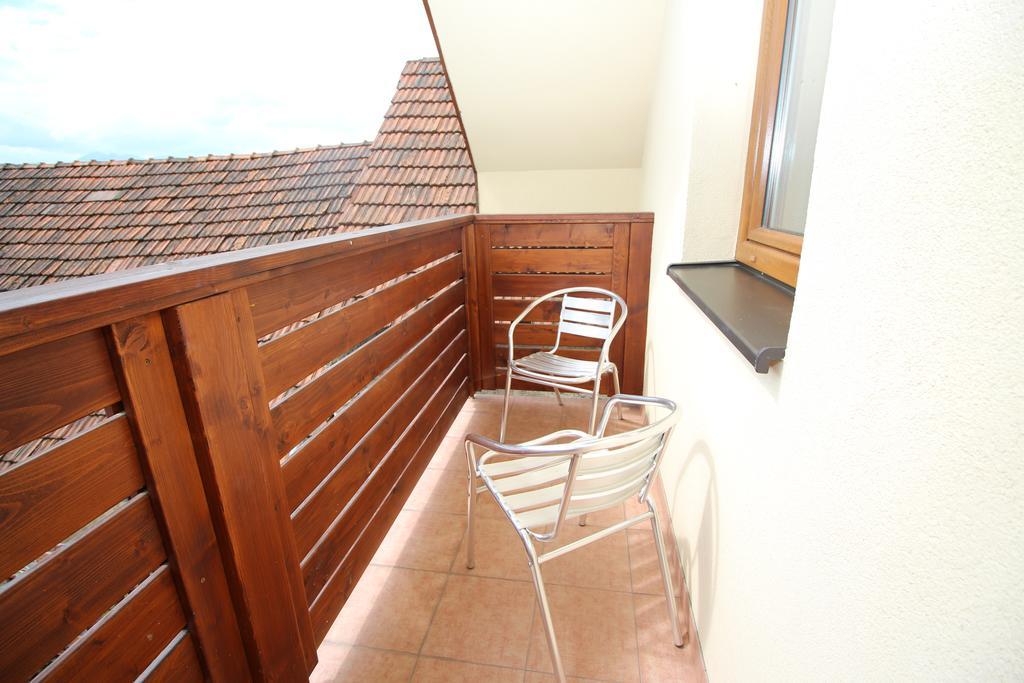 Villa Lienka Bešeňová Eksteriør billede